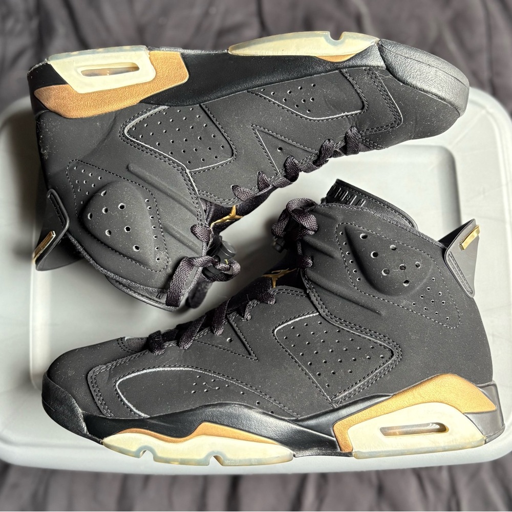 Air Jordan 6 retro ‘Defining Moments’ 2020